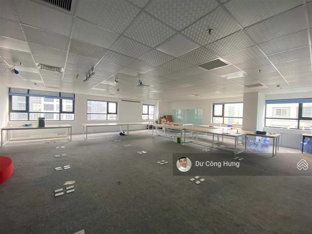 Bql tòa nhà cmc số 11 duy tân cho thuê văn phòng diện tích 1000m2 có cắt từ 100m2 giá 200k/m2/th