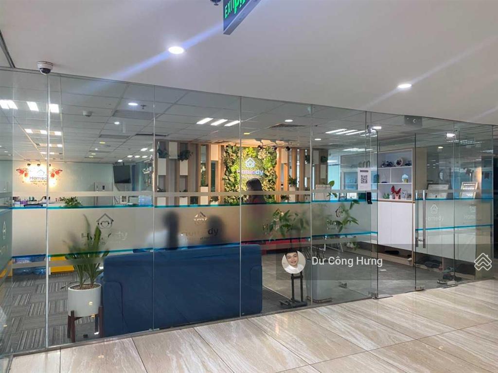 Cđt tòa nhà dolphin plaza cho thuê văn phòng diện tích linh động 500m2 có cắt 100m2 giá 200k/m2