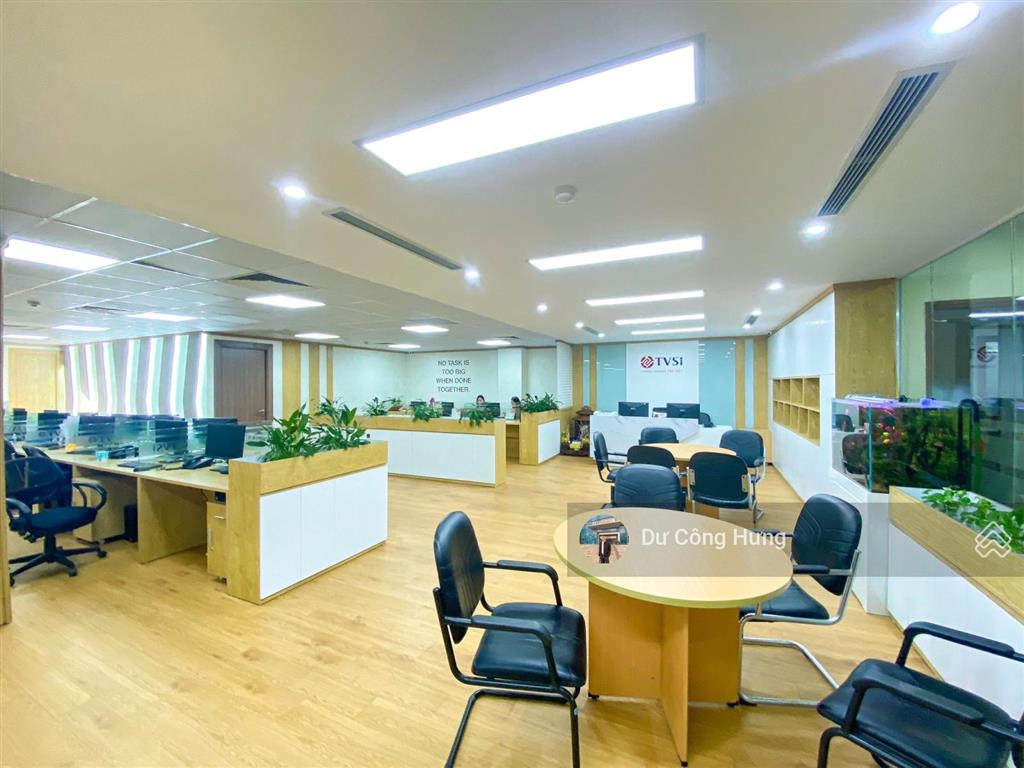 Chính chủ cho thuê văn phòng có nội thất tòa golden west lê văn thiêm 60  2000m2