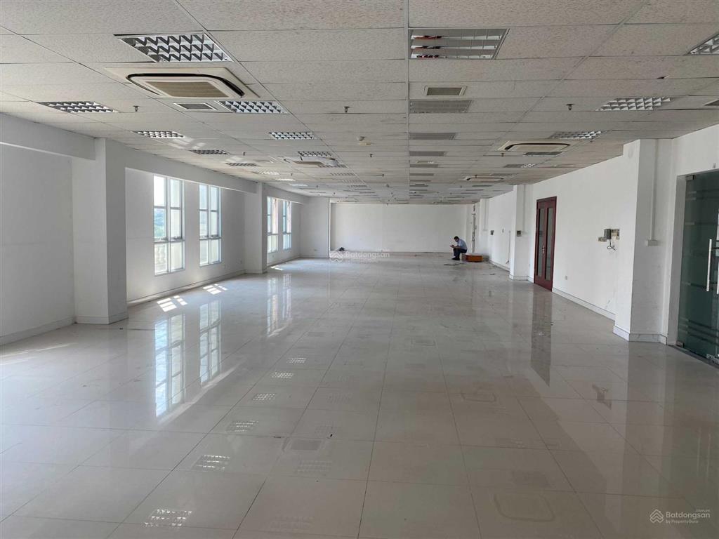 Bql cho thuê văn phòng tại the manor mễ trì 200m2 200.000 vnđ/m2/th sẵn sàng bàn giao