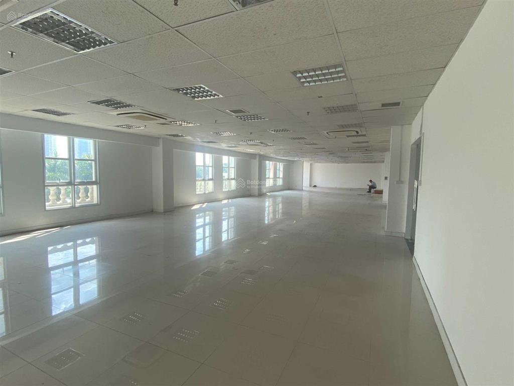 Bql cho thuê văn phòng tại the manor mễ trì 200m2 200.000 vnđ/m2/th sẵn sàng bàn giao