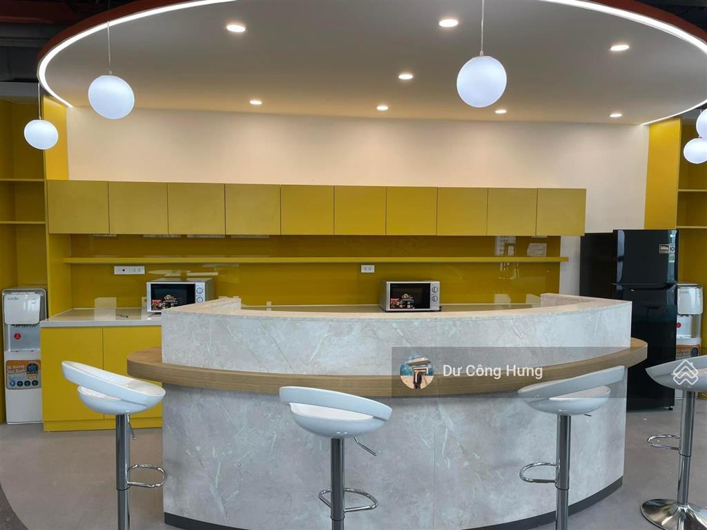 Chính chủ cho thuê văn phòng sẵn nội thất tại tòa roman plaza tố hữu diện tích 300m2 linh động cắt