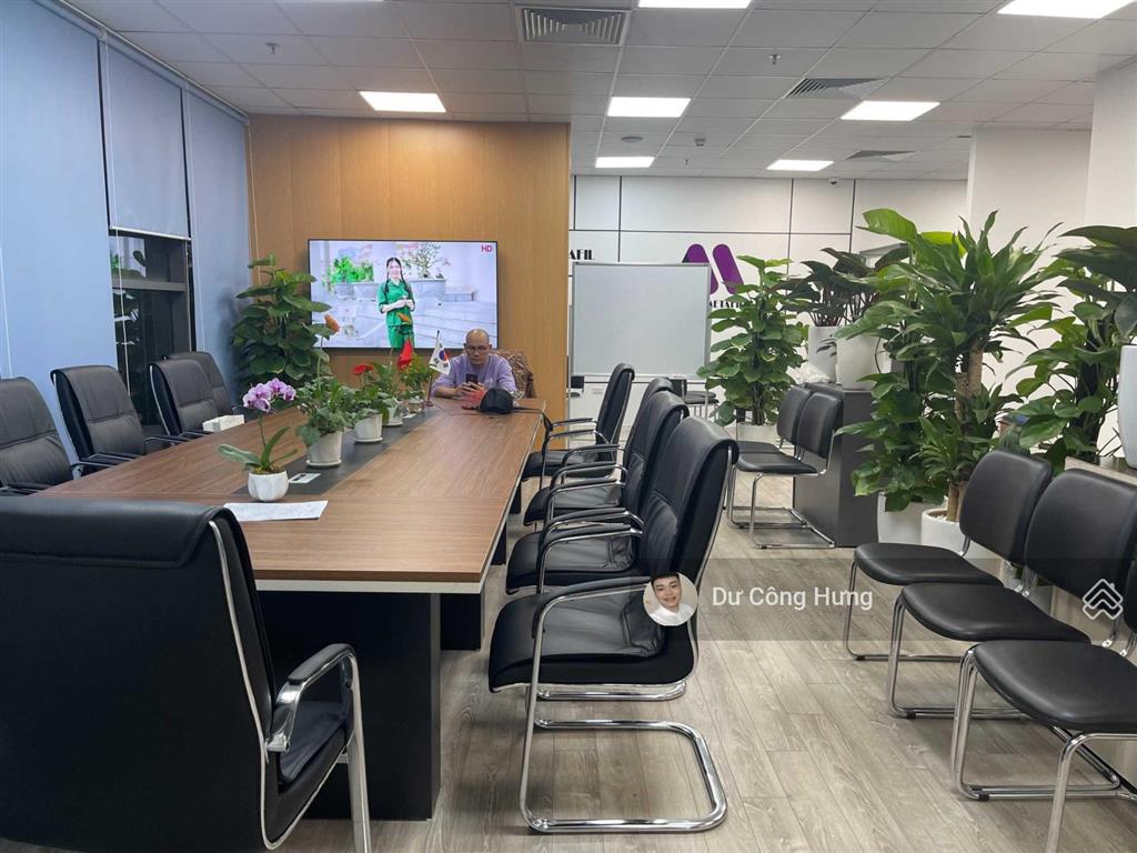 Cđt cho thuê sàn vp sẵn nội thất 90m2  1000m2 tại tòa golden palm 21 lê văn lương