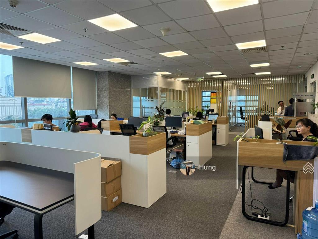 Bql cho thuê văn phòng có view tại tòa sky city 88 láng hạ 800m2 có cắt từ 100m2 giá 220k/m2/th