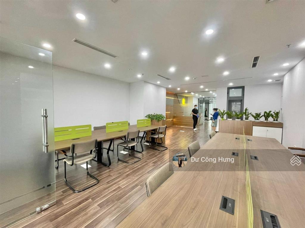 Chính chủ tòa vimeco phạm hùng cho thuê văn phòng diện tích 500m2 có cắt giá thuê 250.000đ/m2/th