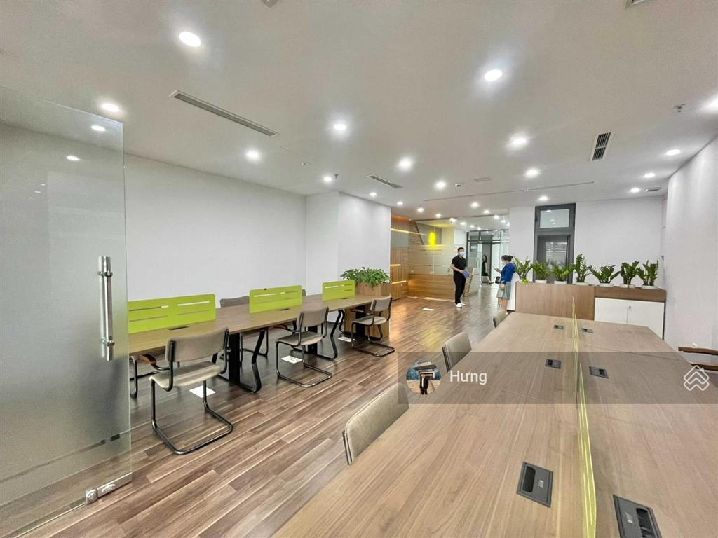 Chính chủ cho thuê văn phòng 300m2 có cắt từ 100m2 tại dreamland bonanza 23 duy tân giá 250k/m2/th