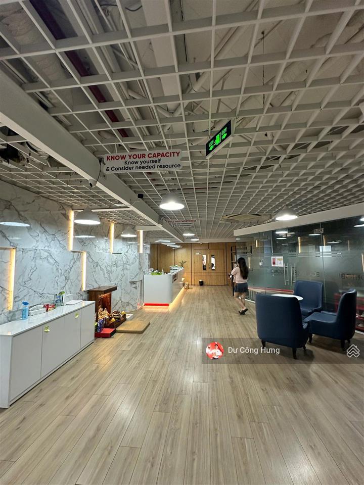 Bql cho thuê văn phòng sẵn nội thất tại tòa viet tower số 1 thái hà diện tích 500m có cắt từ 100m2