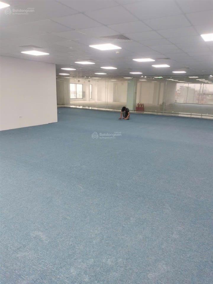 Cho thuê tòa nhà văn phòng võ chí công, diện tích 200m2.  0345 943 ***. giá 250 nghìn/m2/tháng