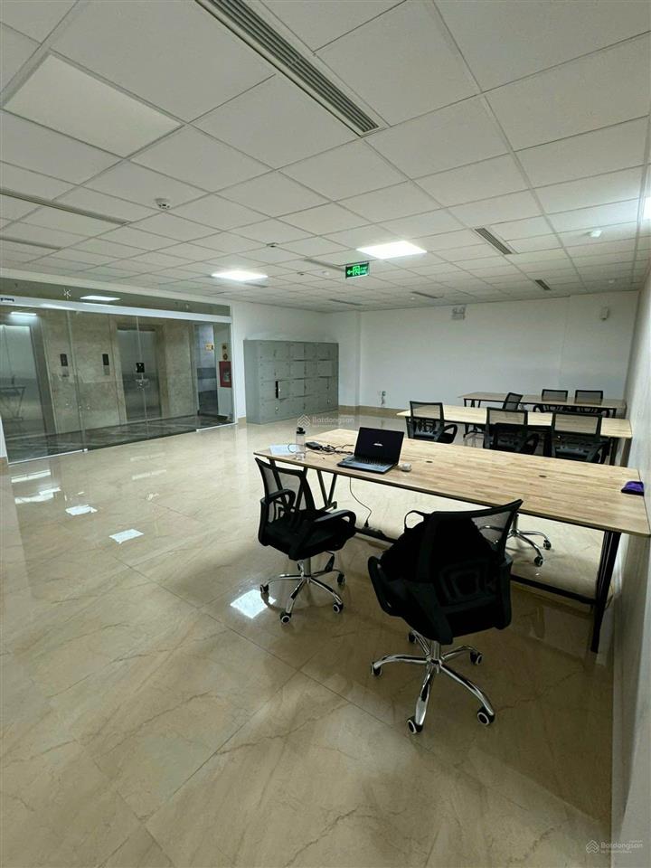 Bql tòa nhà king building số 7 chùa bộc cho thuê vp, dt 100m2  giá 300k/m2/th