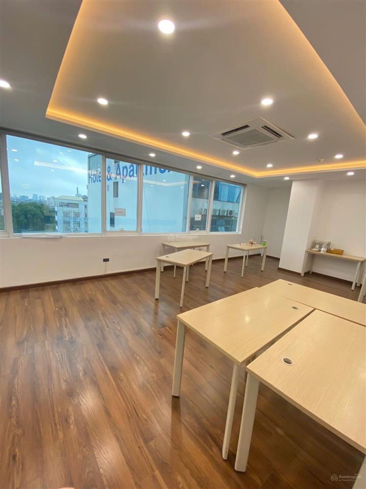 Bql tòa nhà king building số 7 chùa bộc cho thuê vp, dt 100m2  giá 300k/m2/th