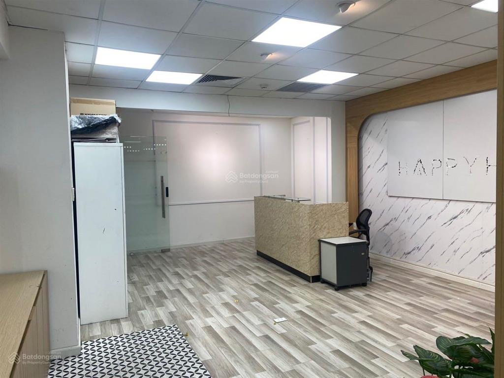 Bql có vp vuông vắn có view tại tòa sky city 88 láng hạ dt 150m giá 300k /m2/th
