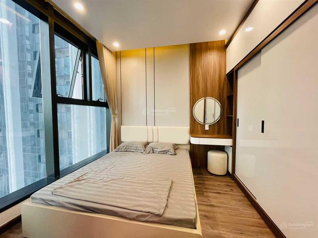 P kinh doanh diamond crown cho thuê căn 2 ngủ, 2wc giá tốt nhất thị trường. 2 ngủ, giá 14tr/tháng