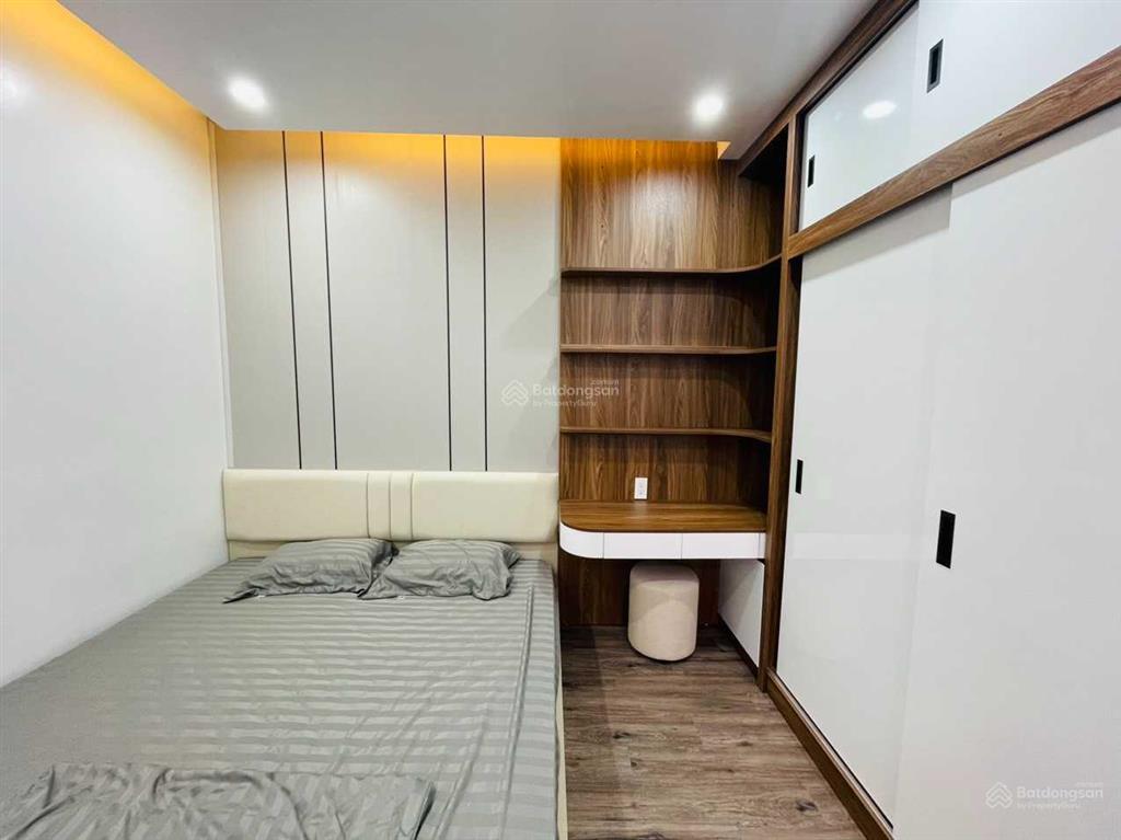 P kinh doanh diamond crown cho thuê căn 2 ngủ, 2wc giá tốt nhất thị trường. 2 ngủ, giá 14tr/tháng