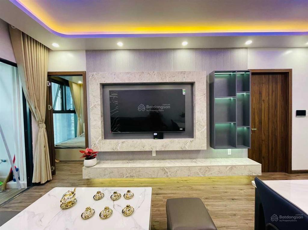 P kinh doanh diamond crown cho thuê căn 2 ngủ, 2wc giá tốt nhất thị trường. 2 ngủ, giá 14tr/tháng