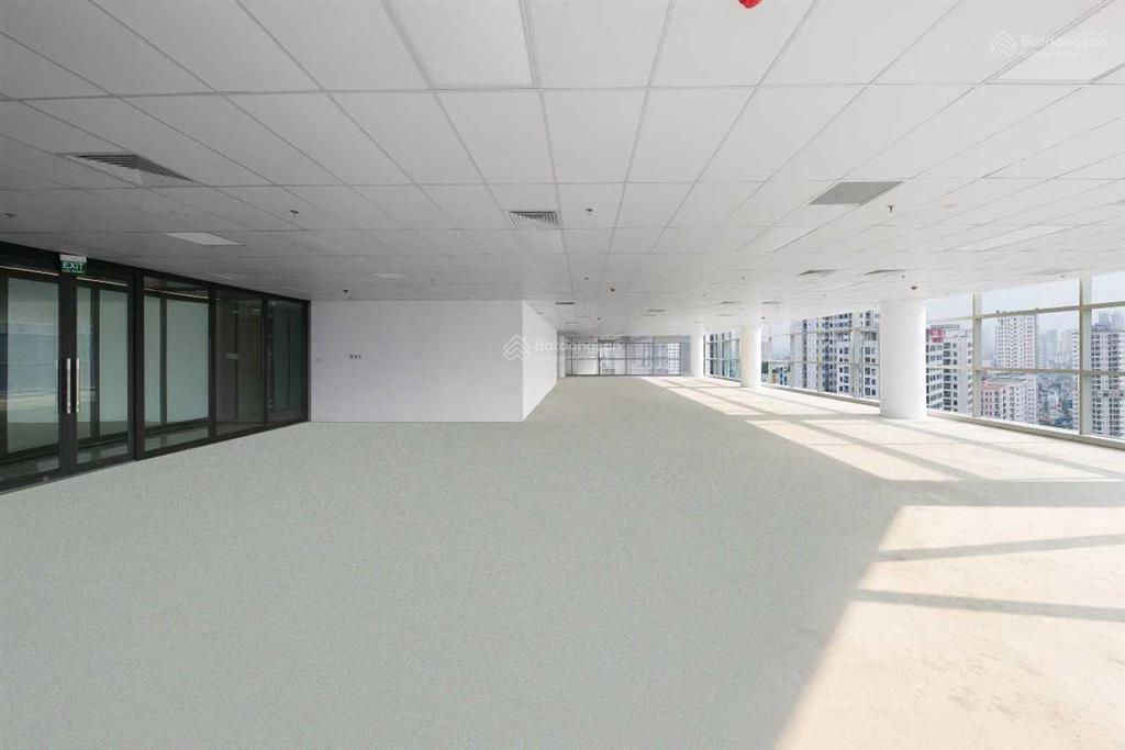 Bql cho thuê nổi bật tòa hud tower  lê văn lương. dt 2000m2, view công viên thanh xuân