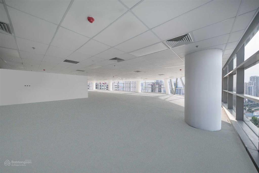 Bql cho thuê nổi bật tòa hud tower  lê văn lương. dt 2000m2, view công viên thanh xuân