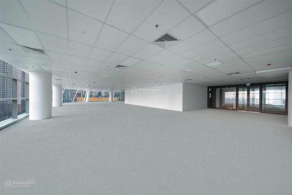 Bql cho thuê nổi bật tòa hud tower  lê văn lương. dt 2000m2, view công viên thanh xuân