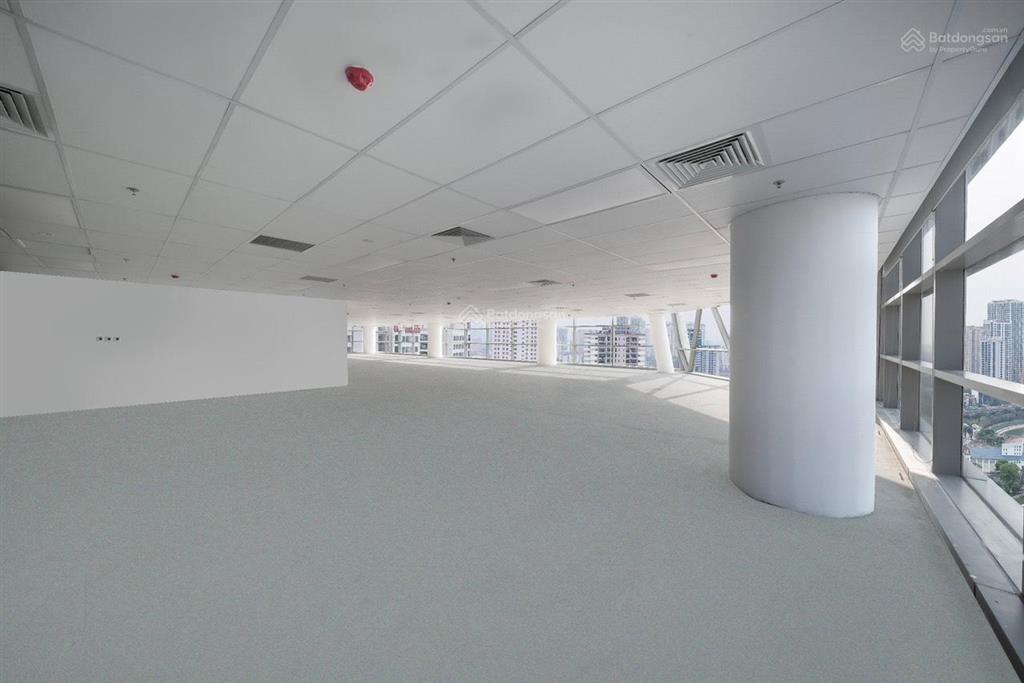 Cho thuê văn phòng vpi tower 167 trung kính  diện tích 2.000m2 có thể chia nhỏ