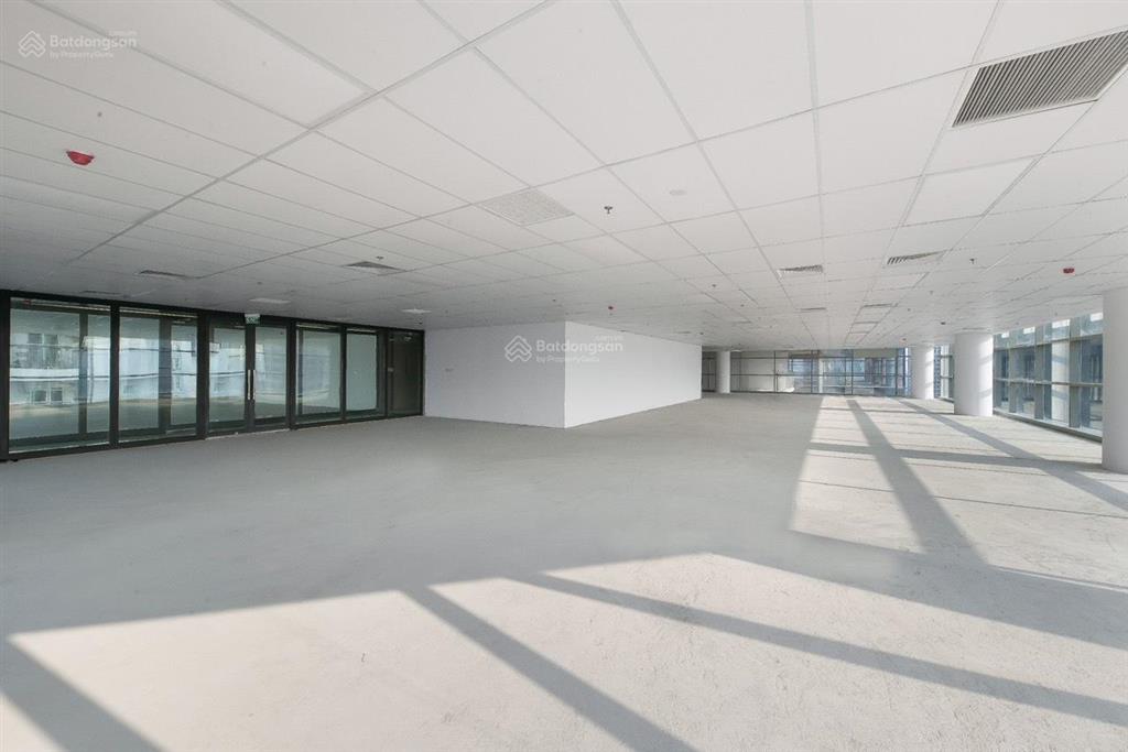 Cho thuê văn phòng vpi tower 167 trung kính  diện tích 2.000m2 có thể chia nhỏ