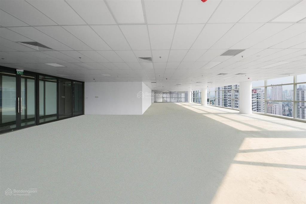 Cho thuê văn phòng vpi tower 167 trung kính  diện tích 2.000m2 có thể chia nhỏ