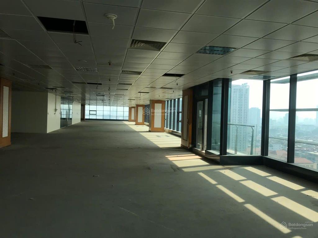 Cho thuê văn phòng tòa nhà star tower phường cầu giấy, dt 300m2, có hỗ trợ thuê dt linh hoạt