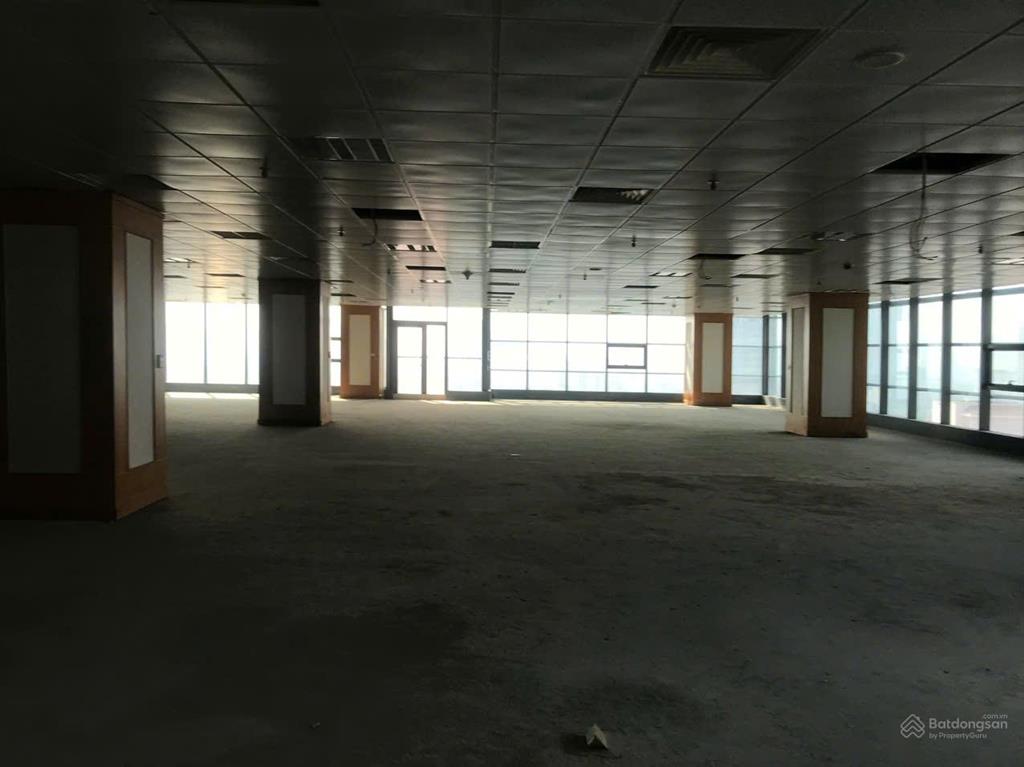 Cho thuê văn phòng tòa nhà star tower phường cầu giấy, dt 300m2, có hỗ trợ thuê dt linh hoạt