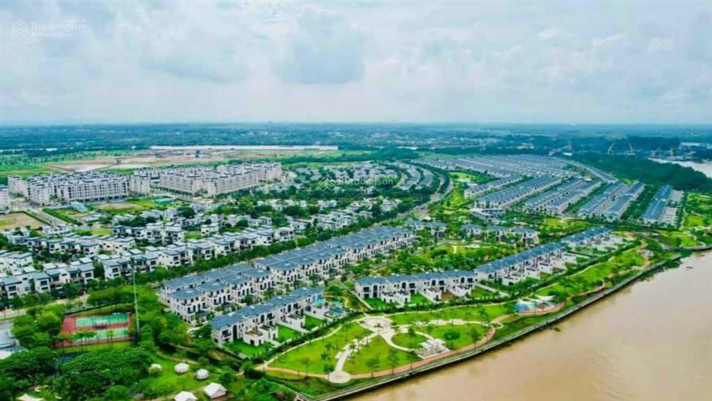 Bán nhanh biệt thự đơn lập swanbay, giá 20 tỷ x (giá tốt nhất), 320m2, vị trí đẹp