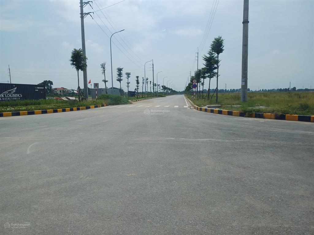 Bán 10ha đất kcn đồng văn, thời hạn 62 năm, gần vực vòng, 3 mặt tiền, vị trí đắc địa, giá cực tốt