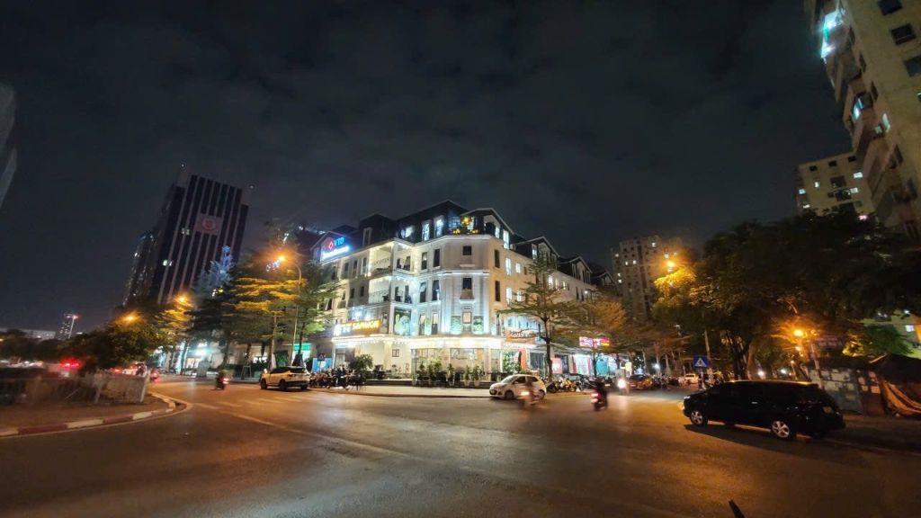 Bán lô đất 50m2 có nhà cấp 4 kinh doanh buôn bán sầm uất ngay mặt đường Lê Trọng Tấn Hà Đông giá rẻ