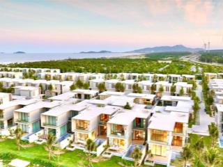 Bán villas biển 3pn 240m2  giá chỉ 8,6 tỷ tại the ocean villa quy nhơn