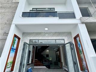 Chủ gởi bán nhà 1trệt 1lầu (hoàn công) dt 100m2 (5m x 20m) đường 7m thông thoáng ngay cầu mới