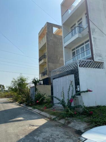 Chuyên dịch vụ kí gửi, ra hàng nhanh các nền đất tại KDC Hoàng Anh Minh Tuấn, đối diện Global City
