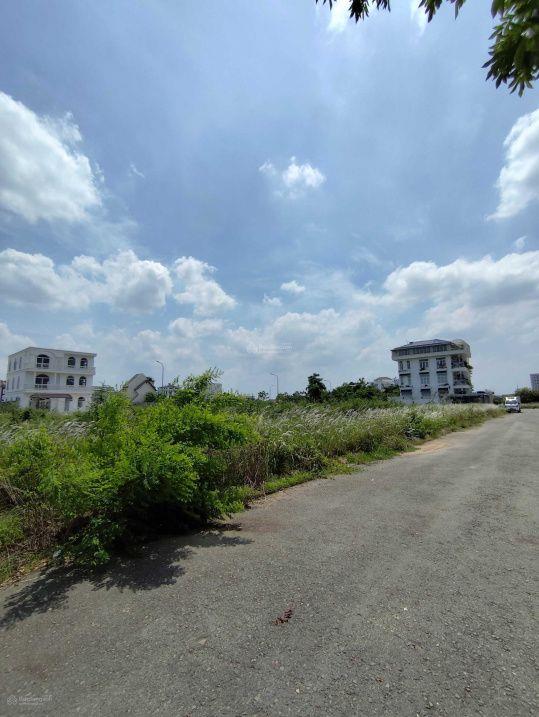 Gấp! Giá hời bán nhanh nền biệt thự D/A Phú Nhuận đối diện GlobalCity giá chỉ 69tr/m2( cam kết có thật)