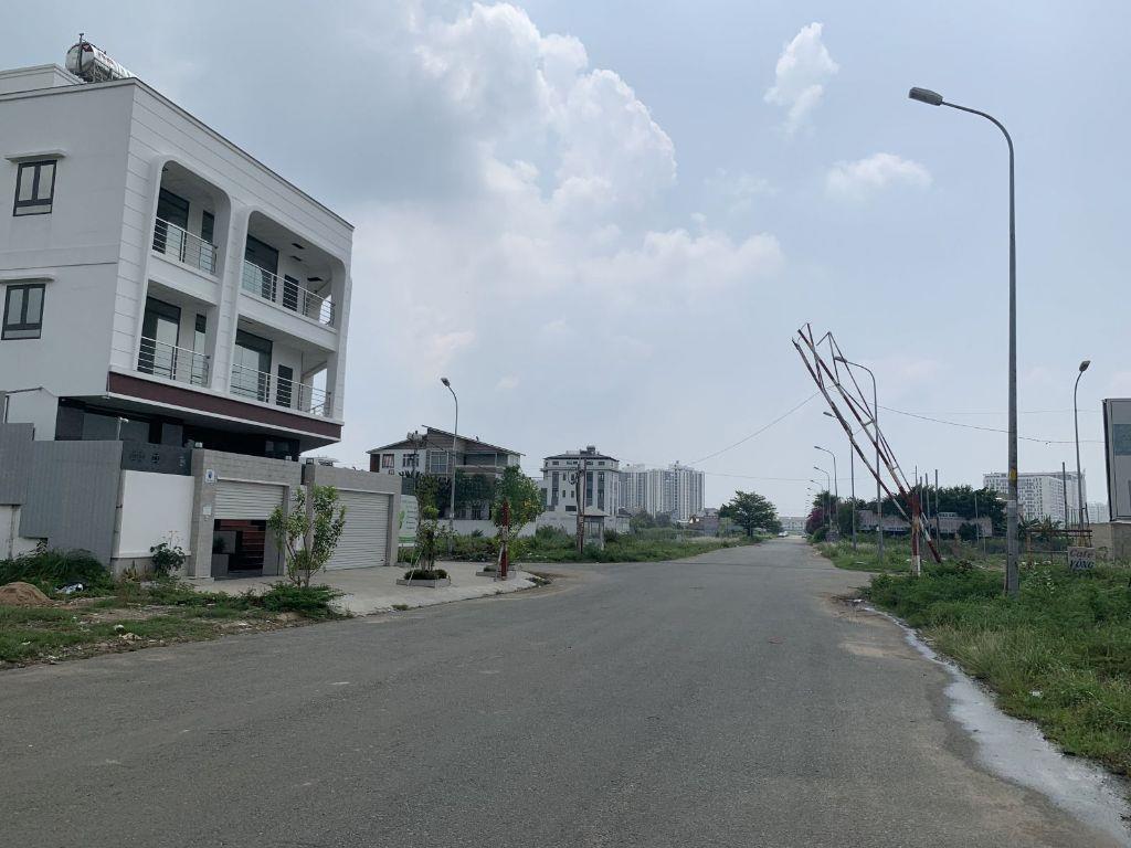 Hàng hiếm lô đất 14x23m (315m2), hướng Đông Nam tuyệt đẹp tại D/A KDC Phú Nhuận giá chỉ 69tr/m2 