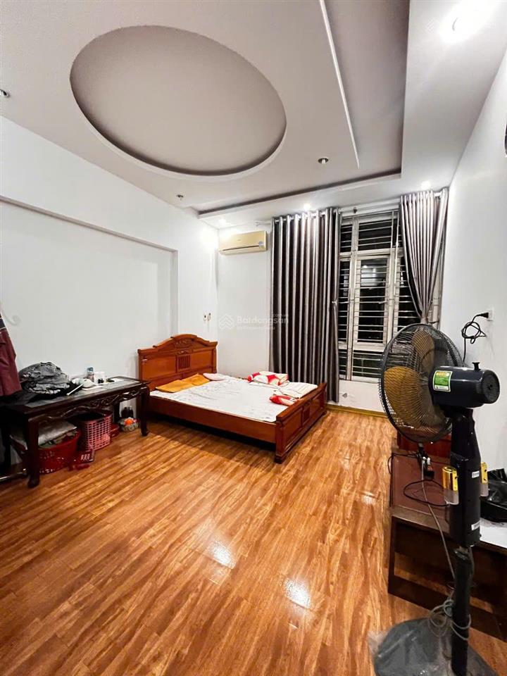 Bán nhà mặt phố đường cát cụt, 15,5 tỷ vnd, 76m2, pháp lý đầy đủ  chính chủ