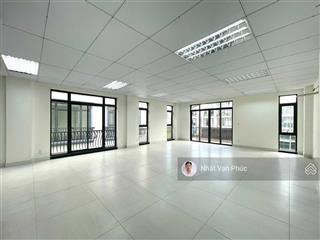 Văn phòng 7x15m sàn, có nhiều cửa sổ thoáng mát, giá chỉ 12 triệu  tại kđt vạn phúc