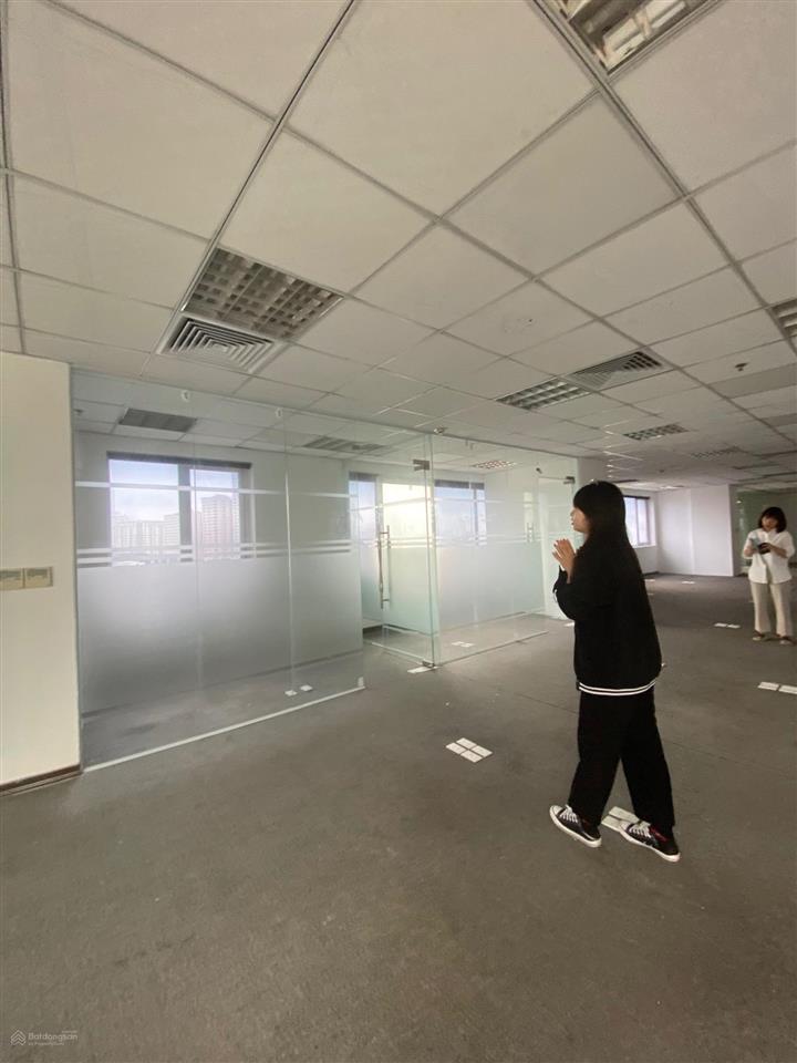 Cho thuê văn phòng khu đô thị mới nghĩa đô, bắc từ liêm hà nội dt 100m2