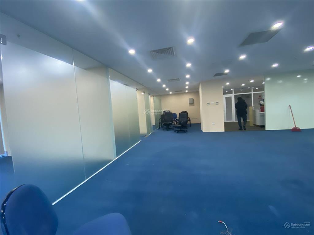 Chính chủ cho thuê sàn thương mại khu nhà ở 90 nguyễn tuân, thanh xuân, hn dt 640m2