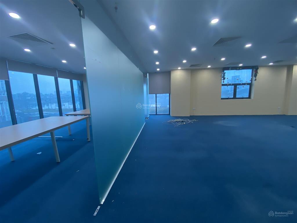 Chính chủ cho thuê sàn thương mại khu nhà ở 90 nguyễn tuân, thanh xuân, hn dt 640m2