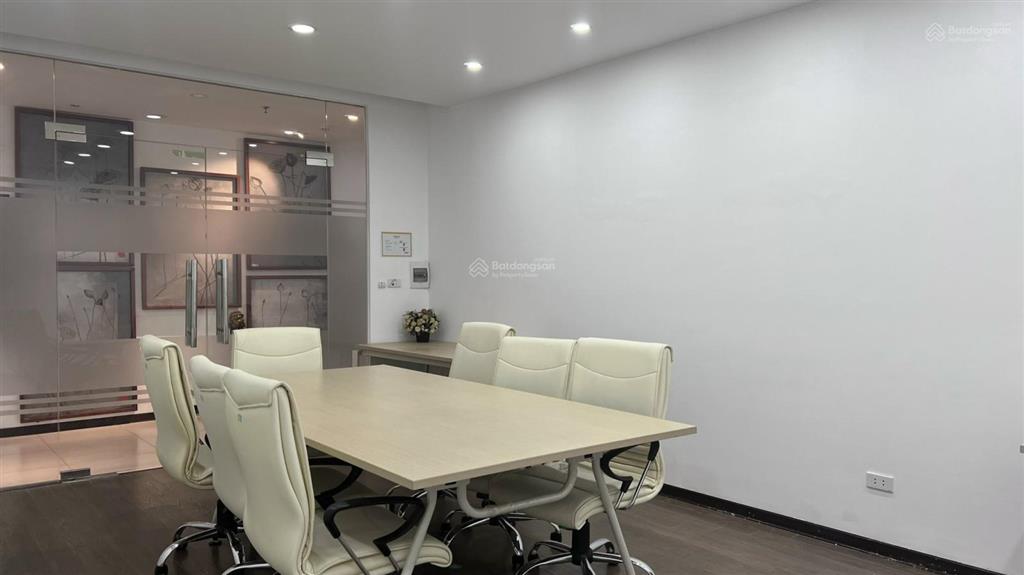 Cho thuê văn phòng tại đường lê văn lương, quận thanh xuân, hà nội, với diện tích 120m2