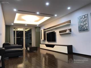 Chuyển nhà mới nên cần bán căn mandarin 134m2 đã sửa thành 3 ngủ, nhà mới sửa 2 năm, nội thất xịn