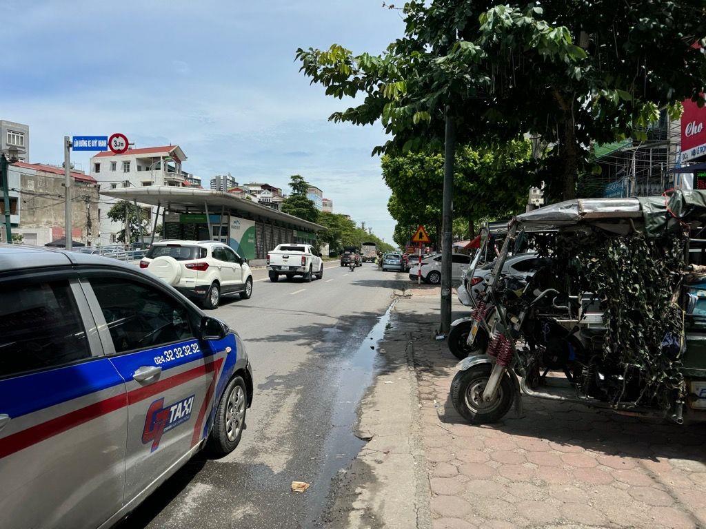 Mặt phố Quang Trung 50m 5t mt3,5m Kinh doanh sầm uất bất chấp , vỉa hè rộng, đầu tư