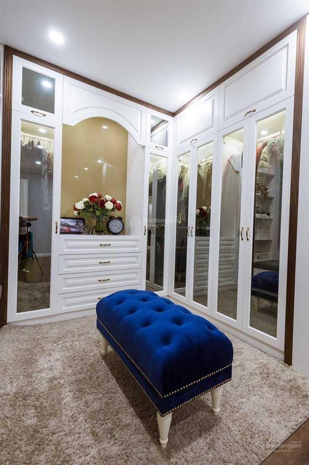 Cho thuê căn hộ 2pn view hồ tây tại d'. le roi soleil  59 xuân diệu ( 0349 511 ***)