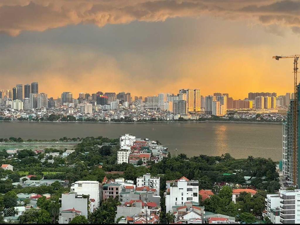 Cho thuê căn 3pn diện tích 234m2 view hồ tây tại d’. le roi soleil  59 xuân diệu ( 0349 511 ***)