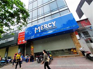 Bán căn nhà đang cho mercy thuê lại, dt 102m2, 8 tầng + hầm, mặt tiền 6.7m, sang tên ngay được