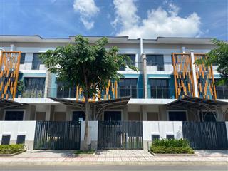 Nhà phố 3 tầng sun casa central chỉ 890 triệu nhận nhà, cho thuê dòng tiền 15tr/tháng