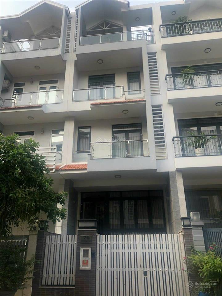 Bán nhà vị trí đẹp, hầm, 3 lầu, có thang máy, dt 5x20m, kdc him lam, phường tân hưng, quận 7