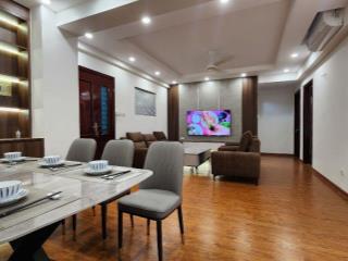 Bán căn hộ chung cư Mễ Trì Hạ 63m2, 2pn, Giá 3 tỷ Full nội thất Lh 0975970420