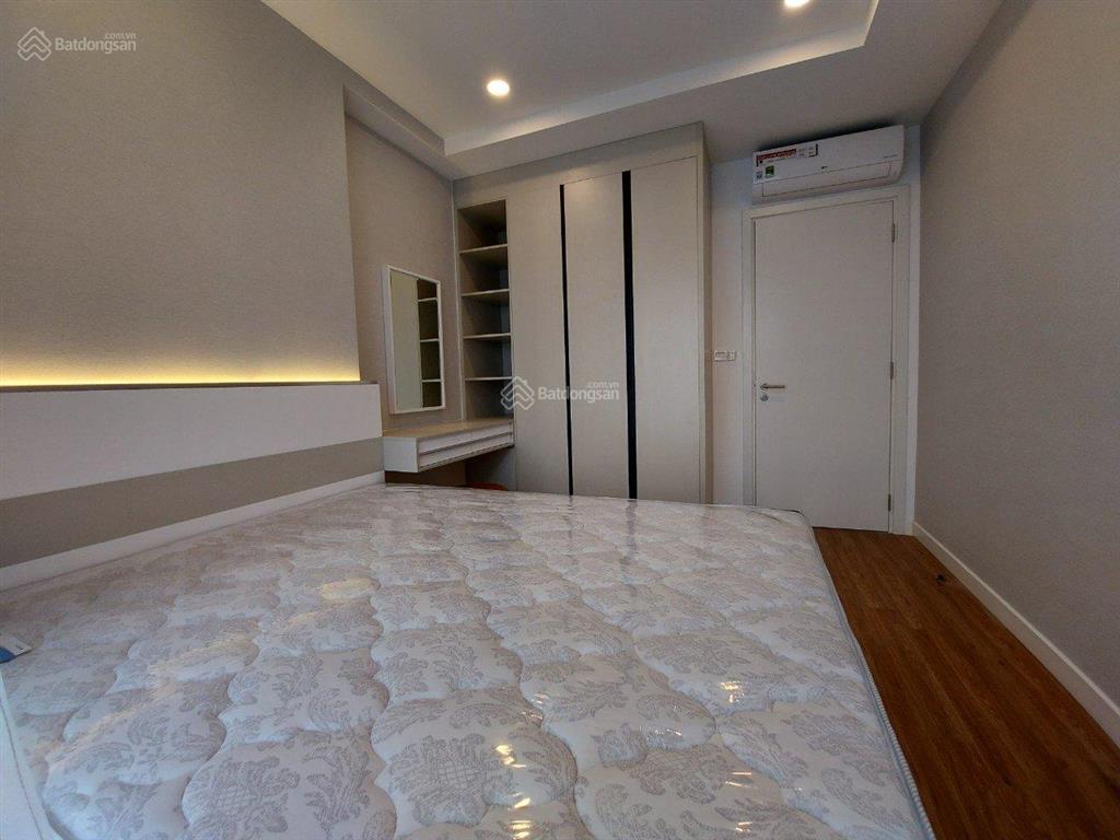 Căn hộ muốn cho thuê lâu dài tại chung cư kosmo tây hồ  0333 259 *** zalo