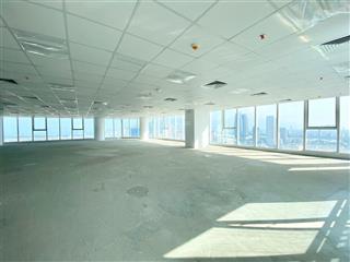 Tổng hợp văn phòng với diện tích 350~500m2, giá chỉ từ 201.760đ/m2